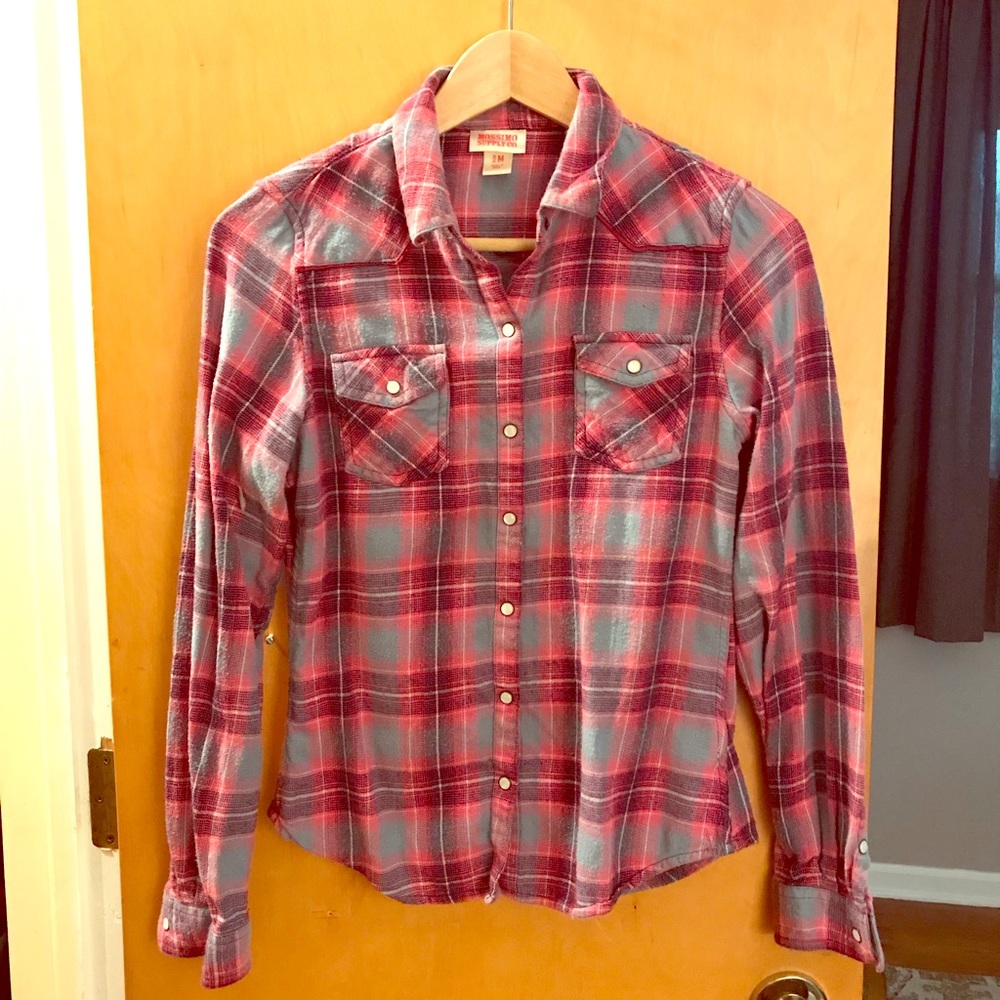 Mission supply co. Size M  flannel button down